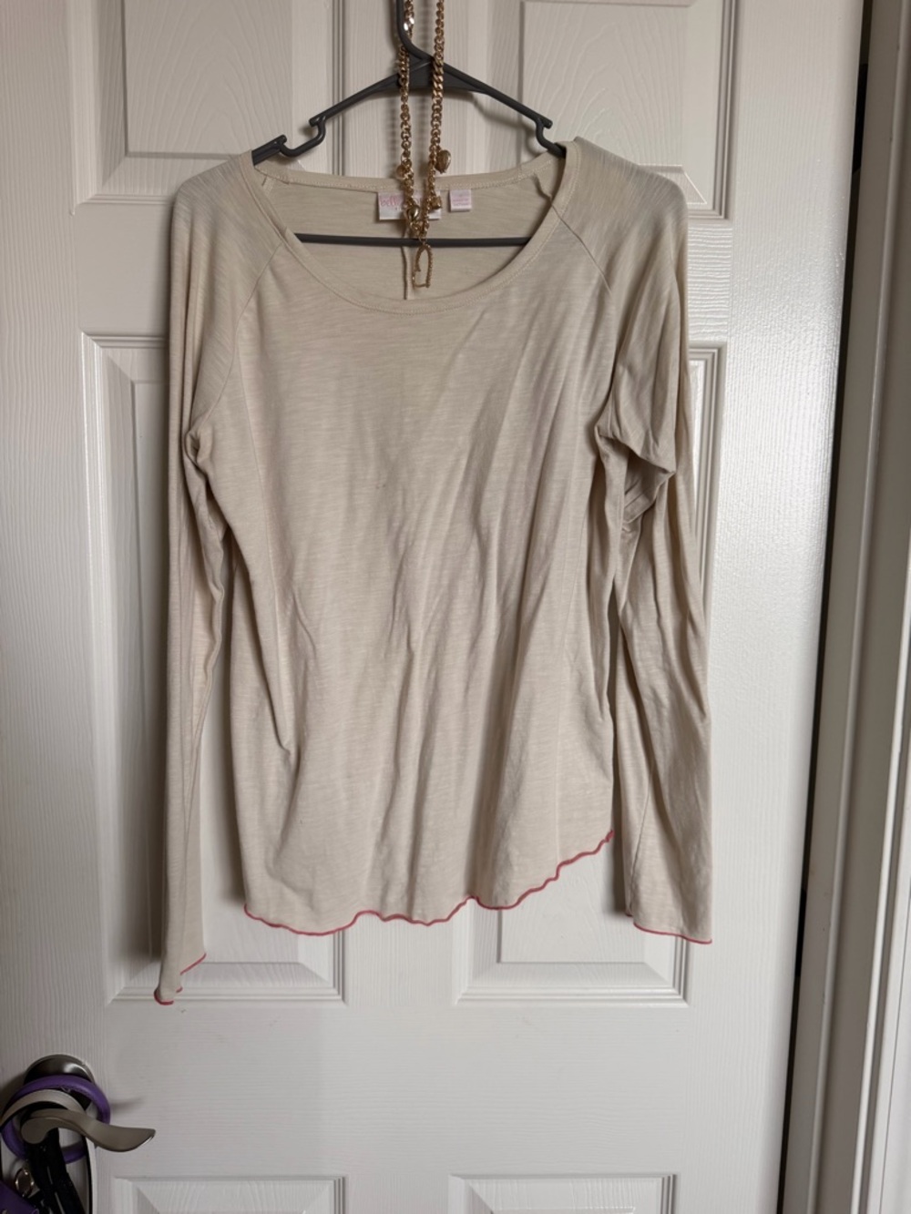 Beige Long Sleeve Tee w/ Pink Trim Hem | Casual Basic